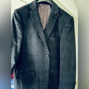 Men’s 44L Bachrach Sport Coat New with tags.